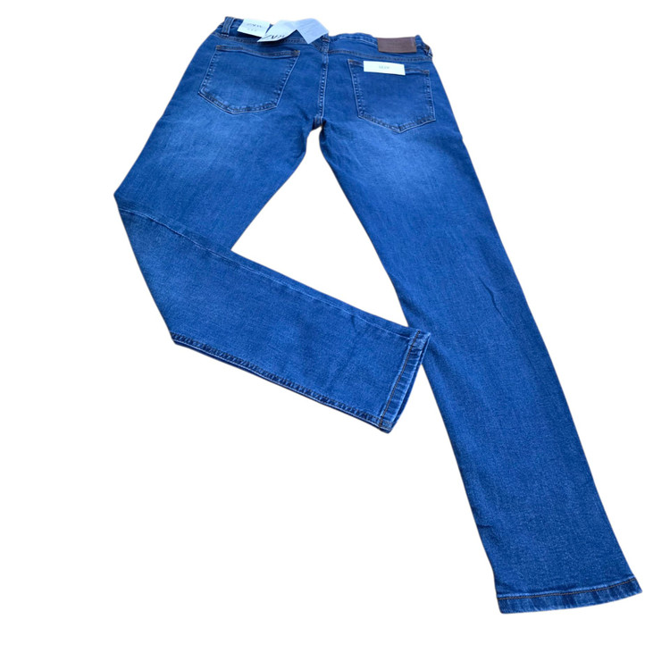 شلوار جین مردانه زارا (ZARA) مدل اسلیم فیت – کیفیت اورجینال و تن‌خور عالی با سایز کمر 40 تا 46 و قد 108