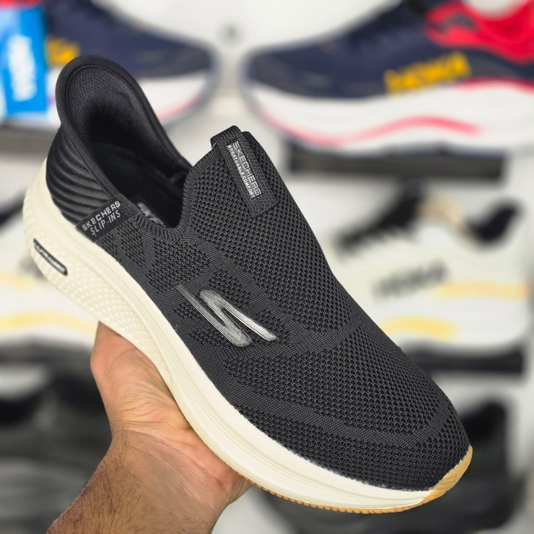 کتونی مستر کوالیتی اسکیچرز اسلیپ اینس/ بدون بند/ سبک و طبی و راحت /Skechers Slip _Ins Ultra Go Sole Memory Foam /سایز ۴۰ تا ۴۵/ساخت ویتنام /فروش تکی و عمده