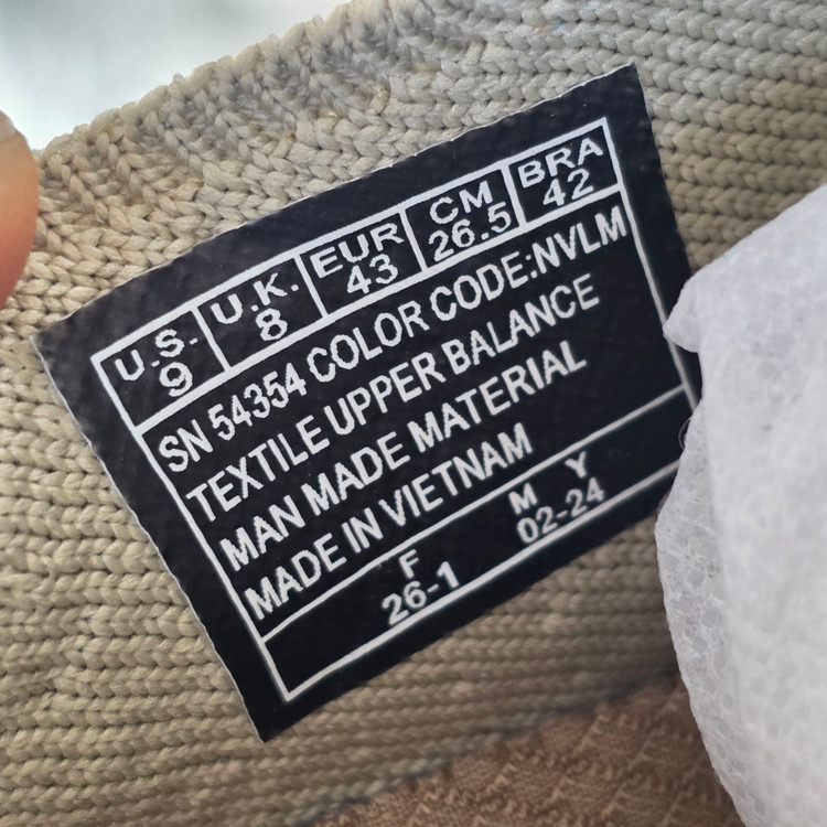 کتونی مستر کوالیتی اسکیچرز اسلیپ اینس/ بدون بند/ سبک و طبی و راحت /Skechers Slip _Ins Ultra Go Sole Memory Foam /سایز ۴۰ تا ۴۵/ساخت ویتنام /فروش تکی و عمده