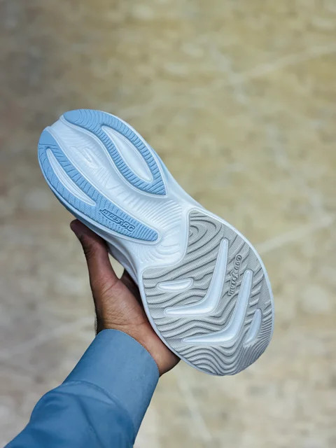 کتونی اسکیچرز هایپر برست کربن مستر کوالیتی/Skechers Hyper Burst Carbon/ساخت ویتنام/سایز۳۷ الی ۴۰/فروش تکی و عمده
