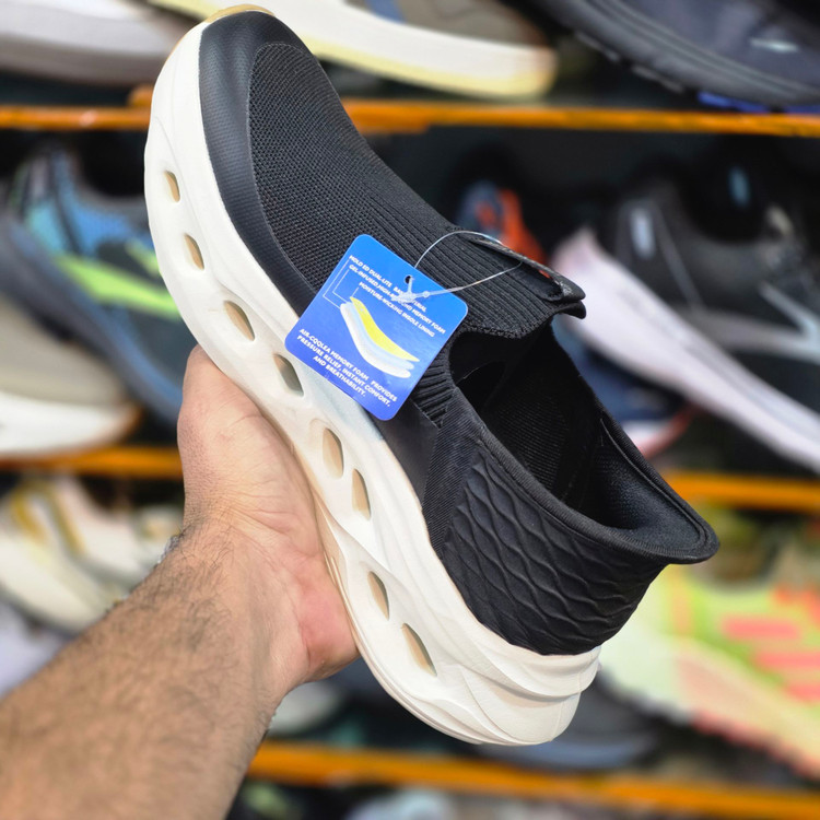 کتونی ویتنامی اسکیچرز اسلیپ اینس/ بدون بند/ سبک و طبی و راحت /Skechers Slip _Ins/سایز ۴۰الی۴۵/ساخت ویتنام/فروش تکی و عمده/ضمانت کیفیت کالا