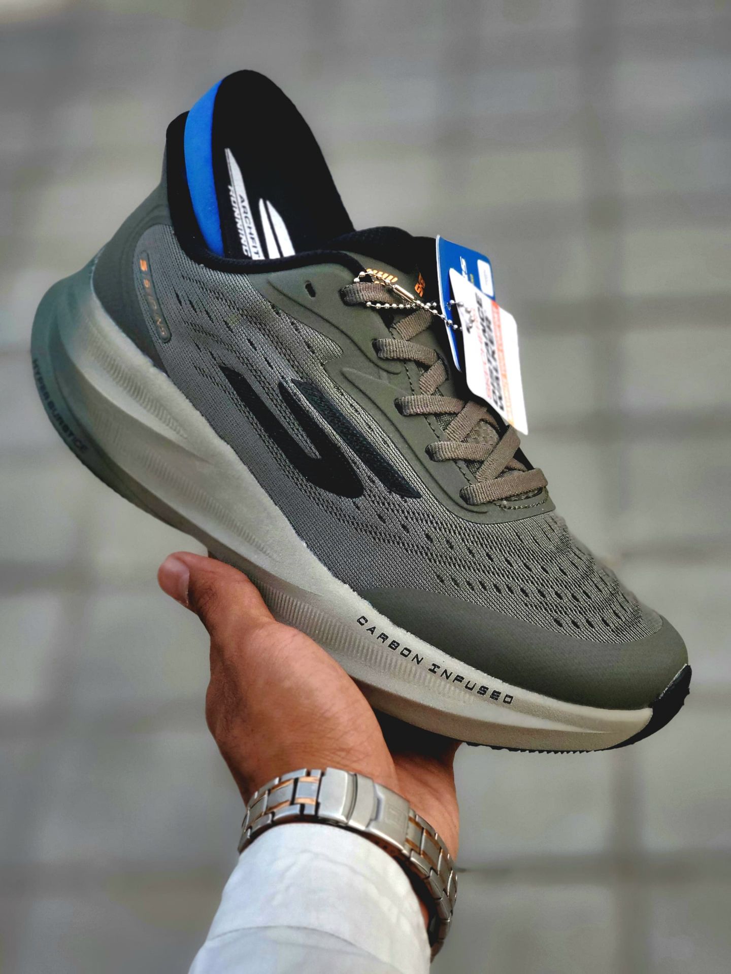 کتونی مسترکوالیتی اسکیچرزهایپربرست کربن رانینگ و پیاده رویی/Skechers Hyper Burst Carbon/ساخت ویتنام/سایز ۴۰ ۴۱ ۴۲ ۴۳ ۴۴ ۴۵/فروش تکی و عمده/ضمانت کیفیت کالا