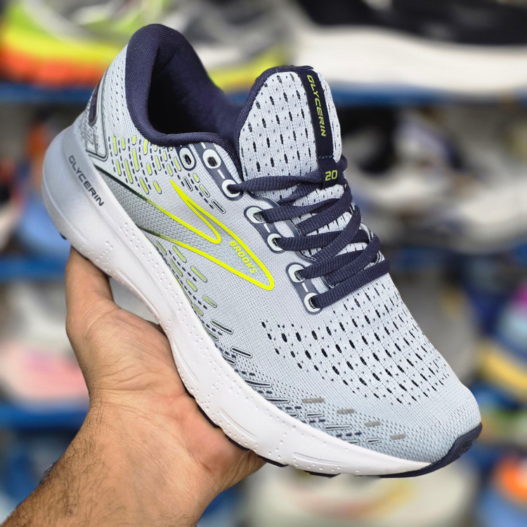 کتونی بروکس گلیسرین ۲۰ مسترکوالیتی رانینگ و پیاده رویی/BROOKS GLYCERIN 20 /ساخت ویتنام/ سایز۳۶_۳۷/فروش تکی و عمده بالاترین کیفیت درجه ۱