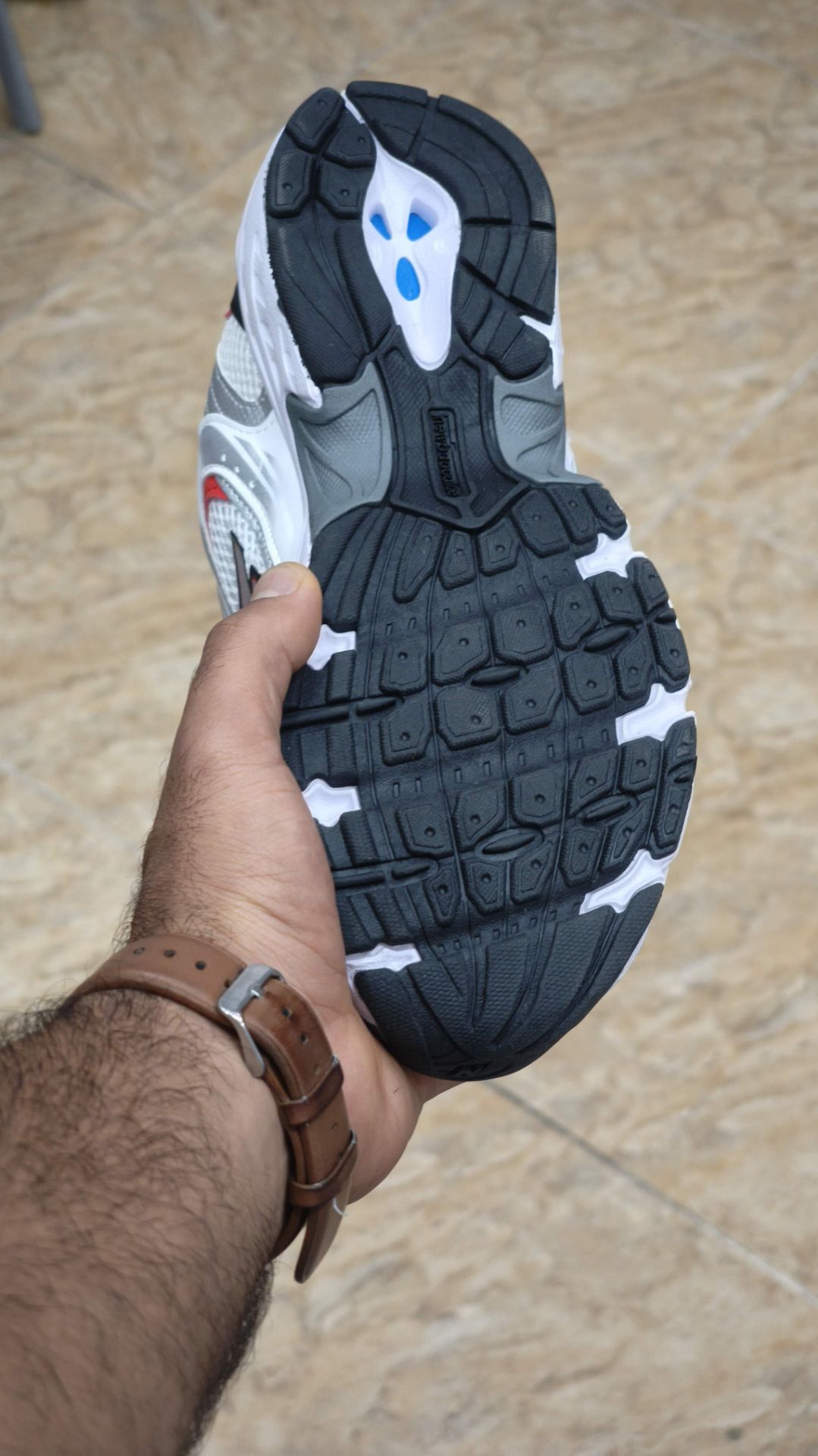 کتونی نیوبالانس ۵۳۰ مستر کوالیتی ست زنانه و مردانه/سایز ۳۷ الی ۴۵/New Balance 530/ساخت ویتنام/فروش تکی و عمده