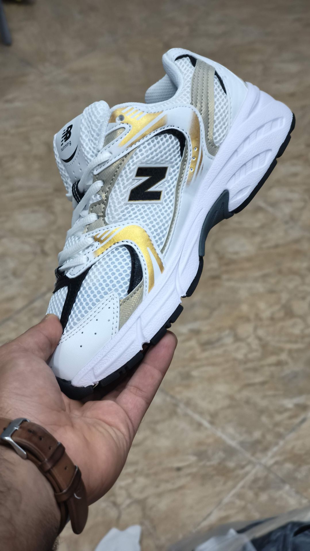 کتونی نیوبالانس ۵۳۰ مستر کوالیتی ست زنانه و مردانه/سایز ۳۷ الی ۴۵/New Balance 530/ساخت ویتنام/فروش تکی و عمده