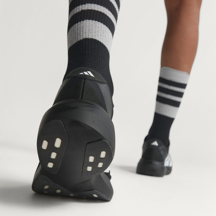 کتونی زنانه و مردانه آدیداس رانینگ و پیاده رویی آدی زیرو پرو 4/Adidas adizero Adios Pro 4/ساخت ویتنام/سایز ۳۸ ۳۹ ۴۰ ۴۱ ۴۲ ۴۳ ۴۴ ۴۵/فروش عمده و تک/ضمانت کیفیت کالا