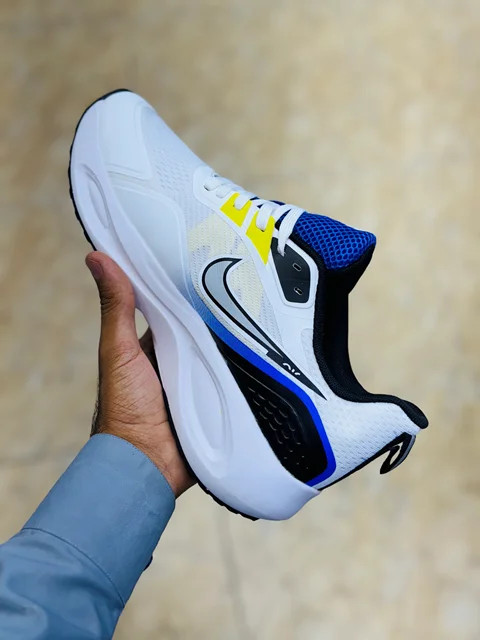 کتونی ویتنامی نایک ایر زوم وینفلو 2/سایز 40 ۴۱ ۴۲ ۴۳ ۴۴ ۴۵/Nike Air Zoom Winflo 2/ساخت ویتنام جعبه بارکد دار/ فروش ویژه