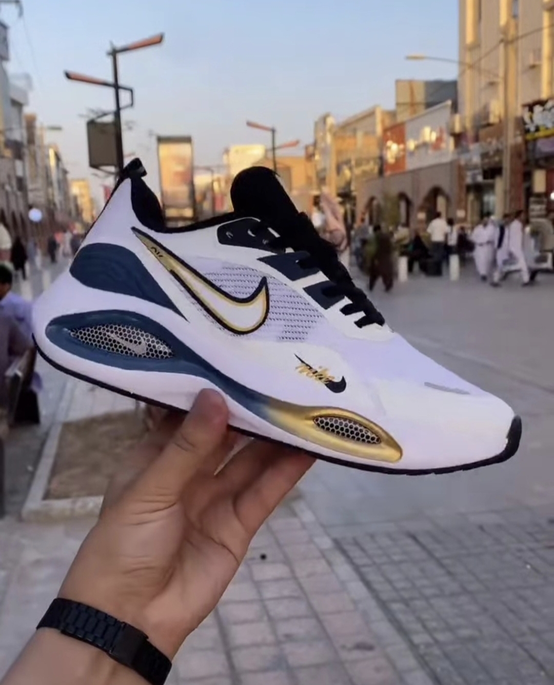 کتونی ویتنامی نایک ایر زوم وینفلو 2/سایز 40 ۴۱ ۴۲ ۴۳ ۴۴ ۴۵/Nike Air Zoom Winflo 2/ساخت ویتنام جعبه بارکد دار/ فروش ویژه