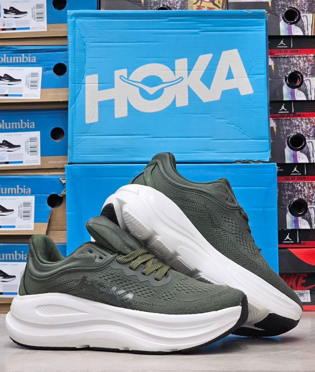 کتونی هوکا باندی ۹ کیفیت مسترکوالیتی/Hoka bondi 9/سایز ۴۰ 41 42 43 44 45/ساخت ویتنام/فروش تکی و عمده/ضمانت کالا