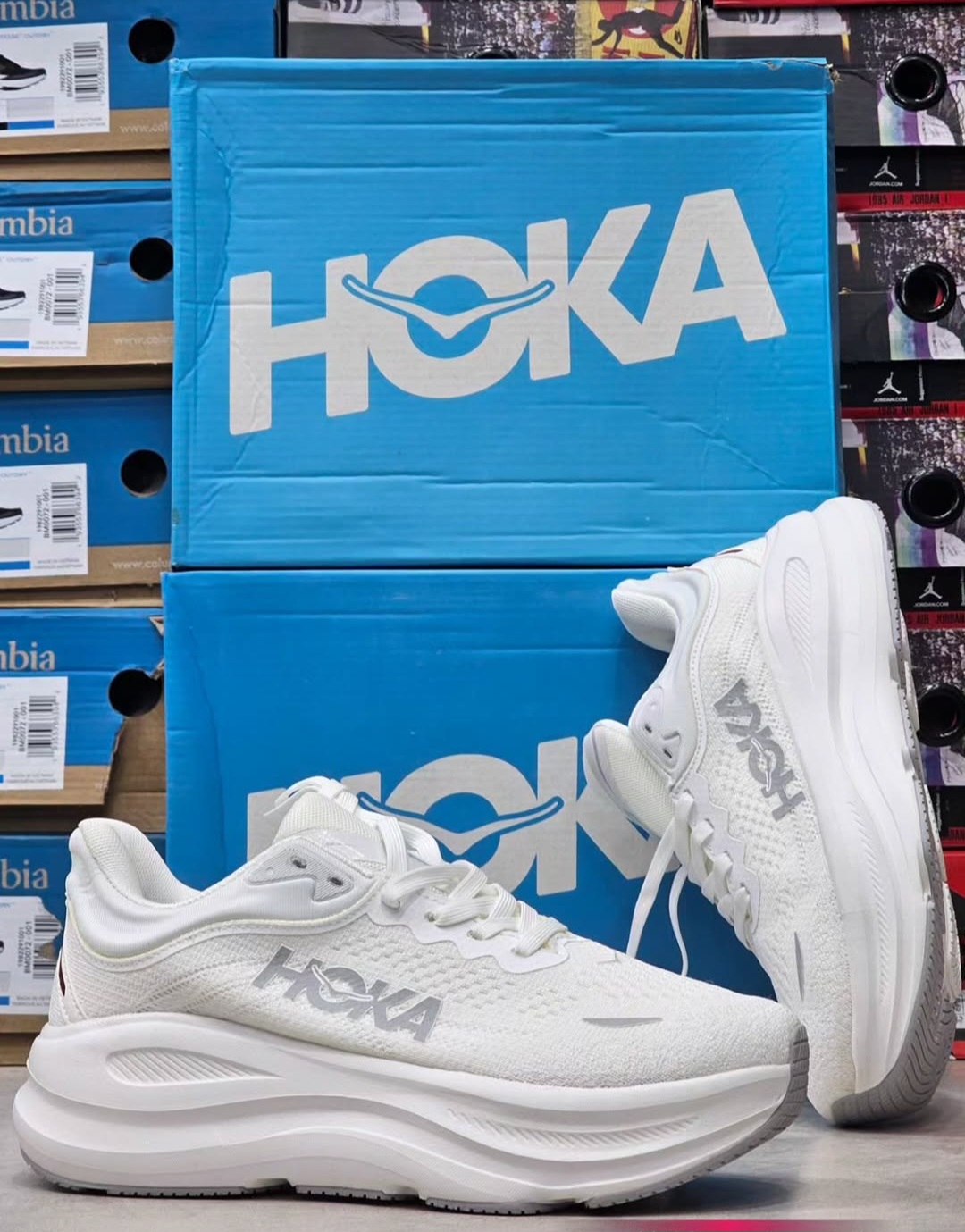 کتونی هوکا باندی ۹ کیفیت مسترکوالیتی/Hoka bondi 9/سایز ۴۰ 41 42 43 44 45/ساخت ویتنام/فروش تکی و عمده/ضمانت کالا