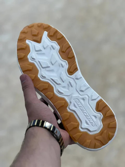 کتونی طبی اسکیچرز بدون بند اسلیپ اینس/سبک و طبی و راحت/Skechers Slip _Ins Ultra Go Sole Memory Foam /سایز ۴۰ ۴۱ ۴۲ ۴۳ ۴۴ ۴۵/ساخت ویتنام /فروش تکی و عمده/ضمانت اصالت کالا