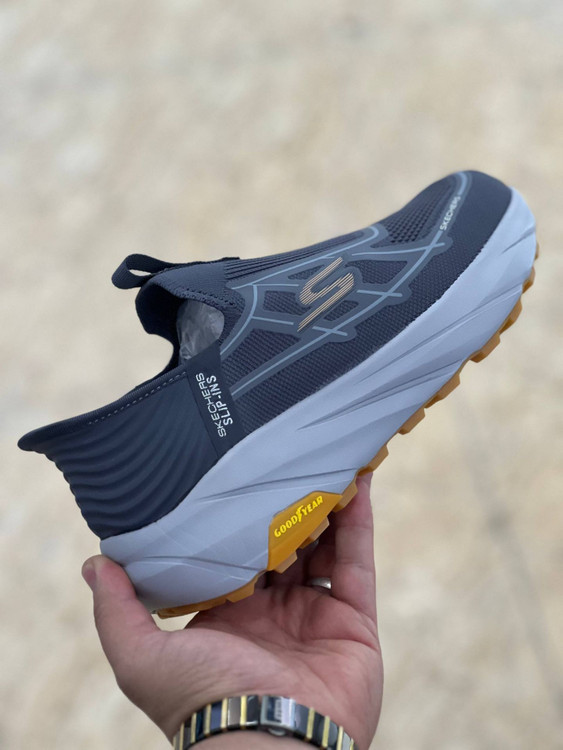 کتونی طبی اسکیچرز بدون بند اسلیپ اینس/سبک و طبی و راحت/Skechers Slip _Ins Ultra Go Sole Memory Foam /سایز ۴۰ ۴۱ ۴۲ ۴۳ ۴۴ ۴۵/ساخت ویتنام /فروش تکی و عمده/ضمانت اصالت کالا