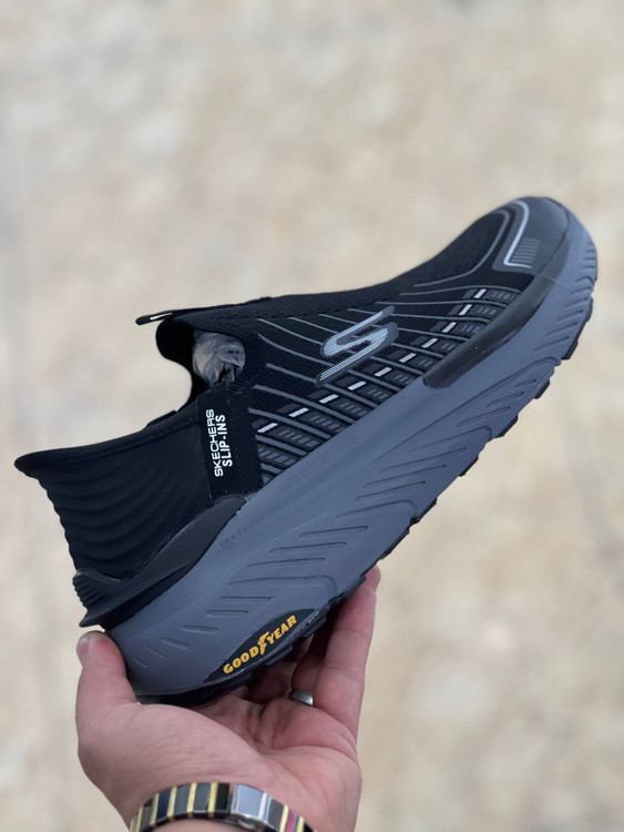 کتونی طبی اسکیچرز بدون بند اسلیپ اینس/سبک و طبی و راحت/Skechers Slip _Ins Ultra Go Sole Memory Foam /سایز ۴۰ ۴۱ ۴۲ ۴۳ ۴۴ ۴۵/ساخت ویتنام /فروش تکی و عمده/ضمانت اصالت کالا
