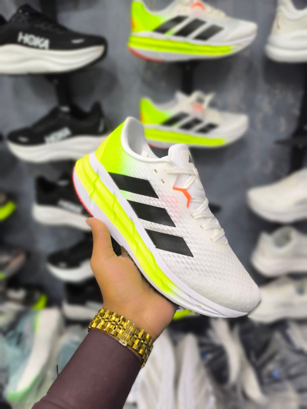 کتونی ادیداس ادیستارAdidas Adistar CS ساخت ویتنام سایز ۴۰ ۴۱ ۴۲ ۴۳ ۴۴ ۴۵همراه با جعبه فروش تکی و عمده ضمانت اصالت کالا کیفیت مسترکوالیتی