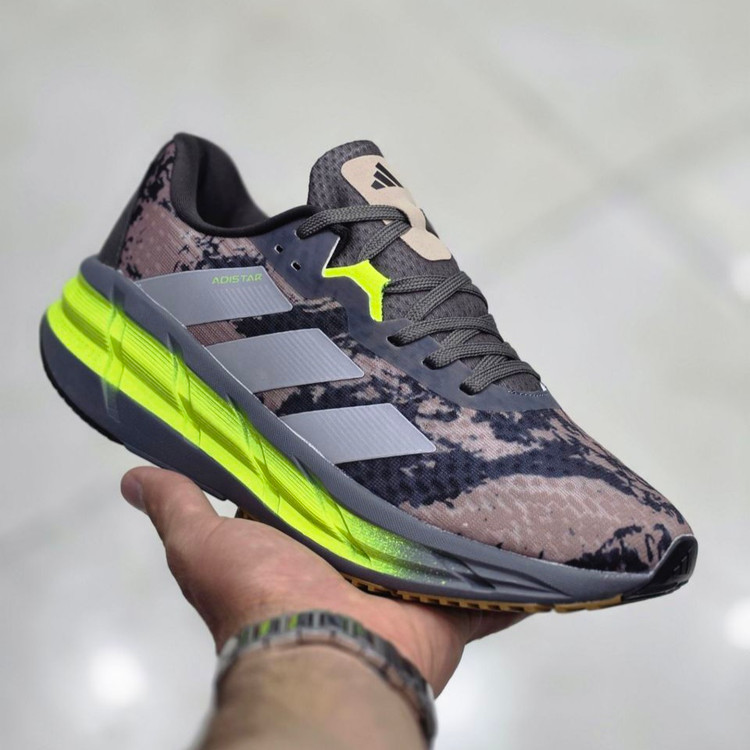 کتونی ادیداس ادیستارAdidas Adistar CS ساخت ویتنام سایز ۴۰ ۴۱ ۴۲ ۴۳ ۴۴ ۴۵همراه با جعبه فروش تکی و عمده ضمانت اصالت کالا کیفیت مسترکوالیتی