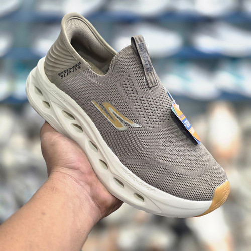 کفش اسکیچرز طبی و راحتی گو والکSkechers go walk/ساخت ویتنام/مخصوص پیاده روی و روز مرگی/سایز ۴۰ 41 42 43 44 45/ضمانت اصالت کالا/کیفیت مسترکوالیتیA