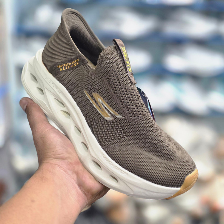 کفش اسکیچرز طبی و راحتی گو والکSkechers go walk/ساخت ویتنام/مخصوص پیاده روی و روز مرگی/سایز ۴۰ 41 42 43 44 45/ضمانت اصالت کالا/کیفیت مسترکوالیتیA