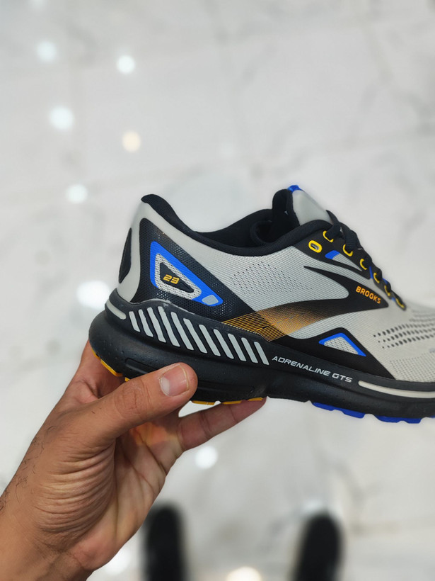کتونی رانینگ بروکس آدرنالین جی تی اس ۲۳/Brooks Adrenaline GTS 23/ساخت ویتنام/سایز۳۶_۳۷/ فروش تکی و عمده/تضمین کیفیت کالا
