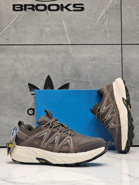 کتونی کلمبیا گورتکسColumbia GORE-TEX/ساخت ویتنام/سایز۴۰ ۴۱ ۴۲ ۴۳ ۴۴ ۴۵ زیره ویبرام/رویه چرم ضد آب و گورتکس / ضمانت اصالت کالا/کیفیت مسترکوالیتی