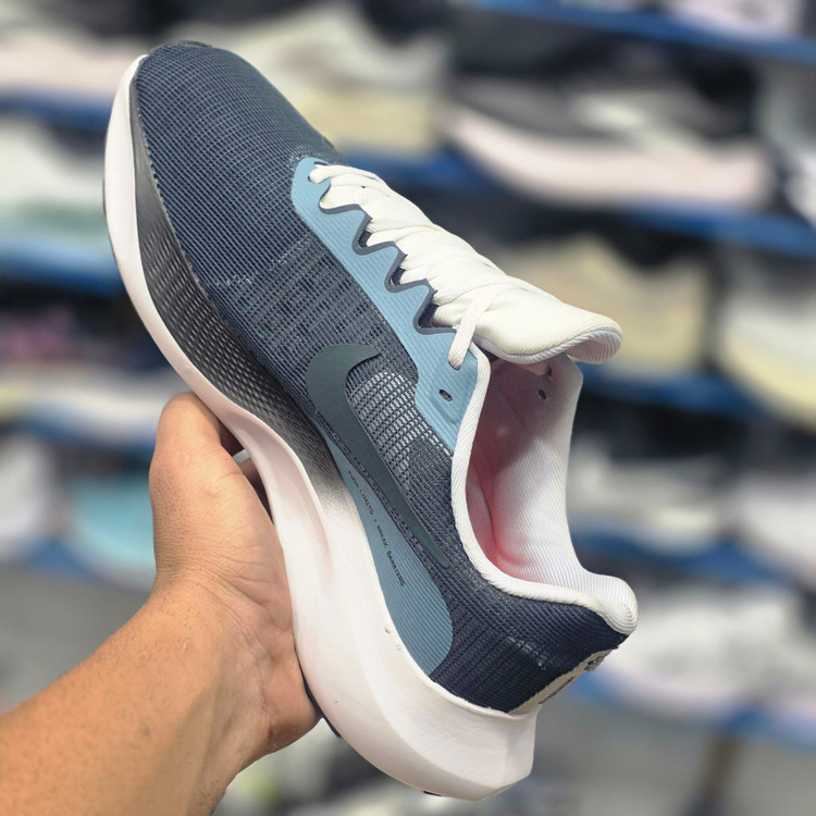 کتونی نایک زوم ایکس پیاده رویی و رانینگNike zoom x ساخت ویتنام سایز ۴۰ ۴۱ ۴۲ ۴۳ ۴۴ ۴۵ پایین ترین قیمت در ایران ضمانت اصالت کالا کیفیت مسترکوالیتی