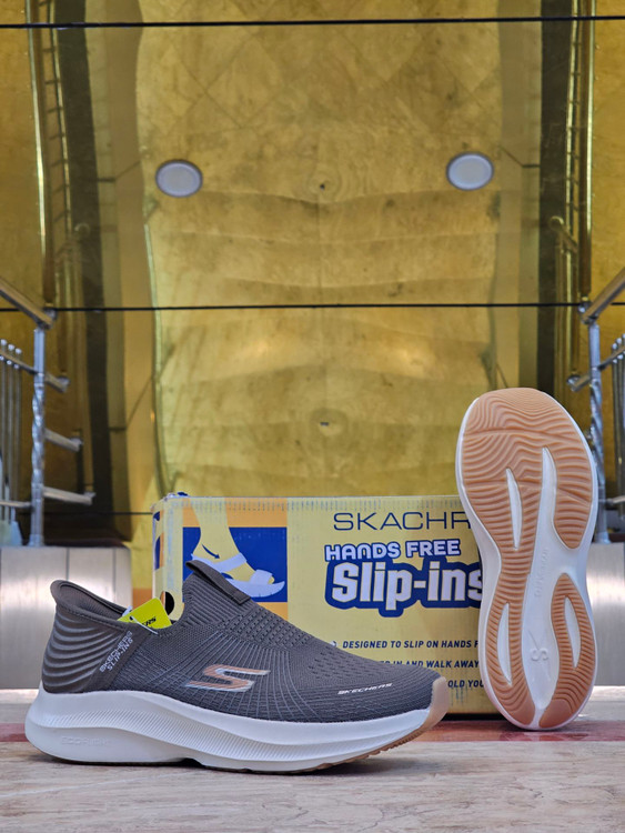 کتونی مردانه اسکیچرز اسلیپ اینز بدون بند مستردرجه ۱ /سبک و طبی و راحت/Skechers Slip _Ins /سایز ۴۰ ۴۱ ۴۲ ۴۳ ۴۴ ۴۵/ساخت ویتنام /فروش تکی و عمده/ضمانت اصالت کالا