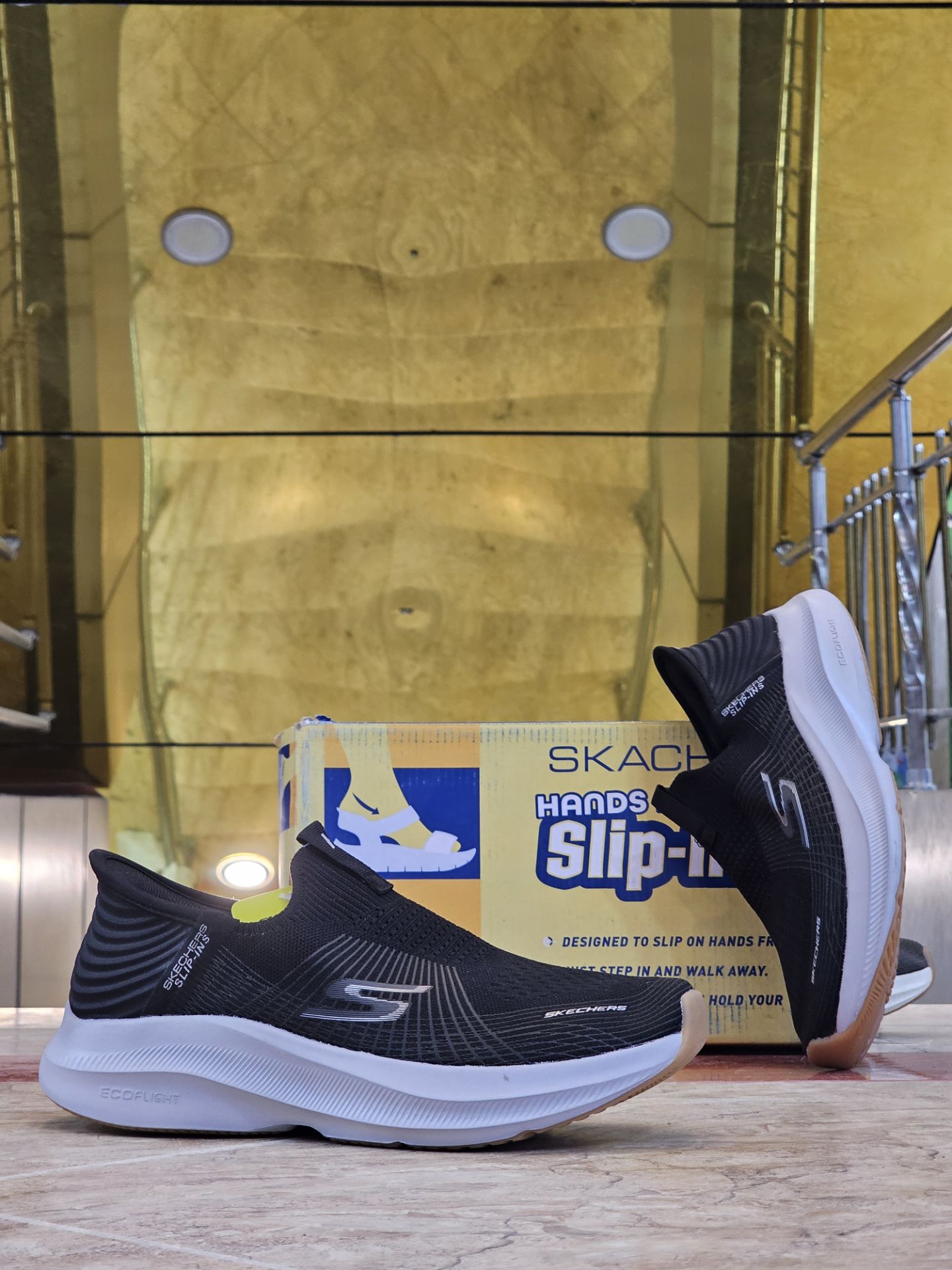 کتونی مردانه اسکیچرز اسلیپ اینز بدون بند مستردرجه ۱ /سبک و طبی و راحت/Skechers Slip _Ins /سایز ۴۰ ۴۱ ۴۲ ۴۳ ۴۴ ۴۵/ساخت ویتنام /فروش تکی و عمده/ضمانت اصالت کالا