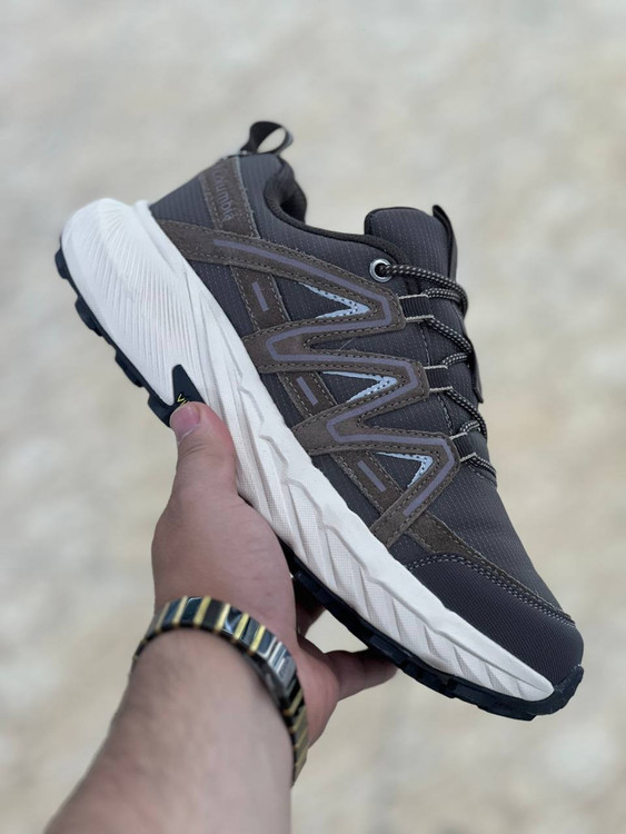 کتونی کلمبیا گورتکسColumbia GORE-TEX/ساخت ویتنام/سایز۴۰ ۴۱ ۴۲ ۴۳ ۴۴ ۴۵ زیره ویبرام/رویه چرم ضد آب و گورتکس / ضمانت اصالت کالا/کیفیت مسترکوالیتی