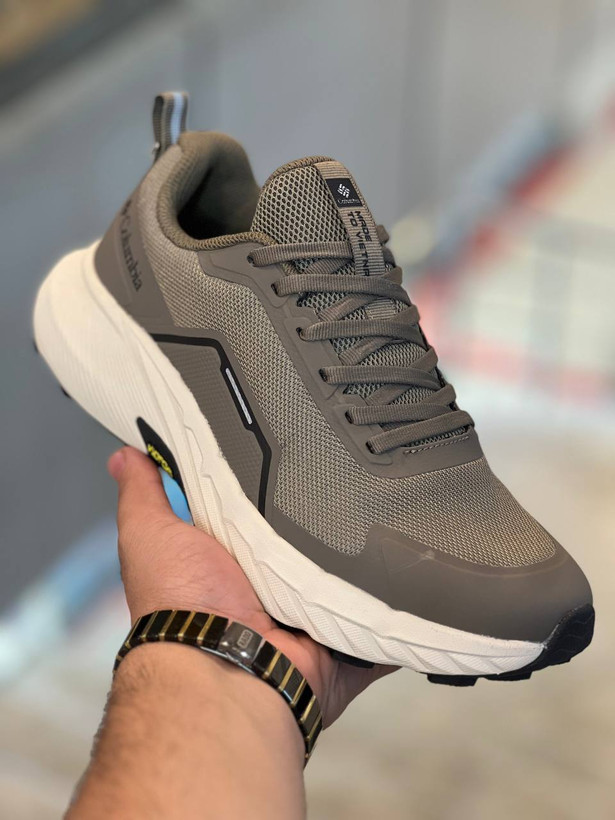 کتونی کلمبیا گورتکسColumbia GORE-TEX/ساخت ویتنام/سایز۴۰ ۴۱ ۴۲ ۴۳ ۴۴ ۴۵ زیره ویبرام/رویه چرم ضد آب و گورتکس / ضمانت اصالت کالا/کیفیت مسترکوالیتی