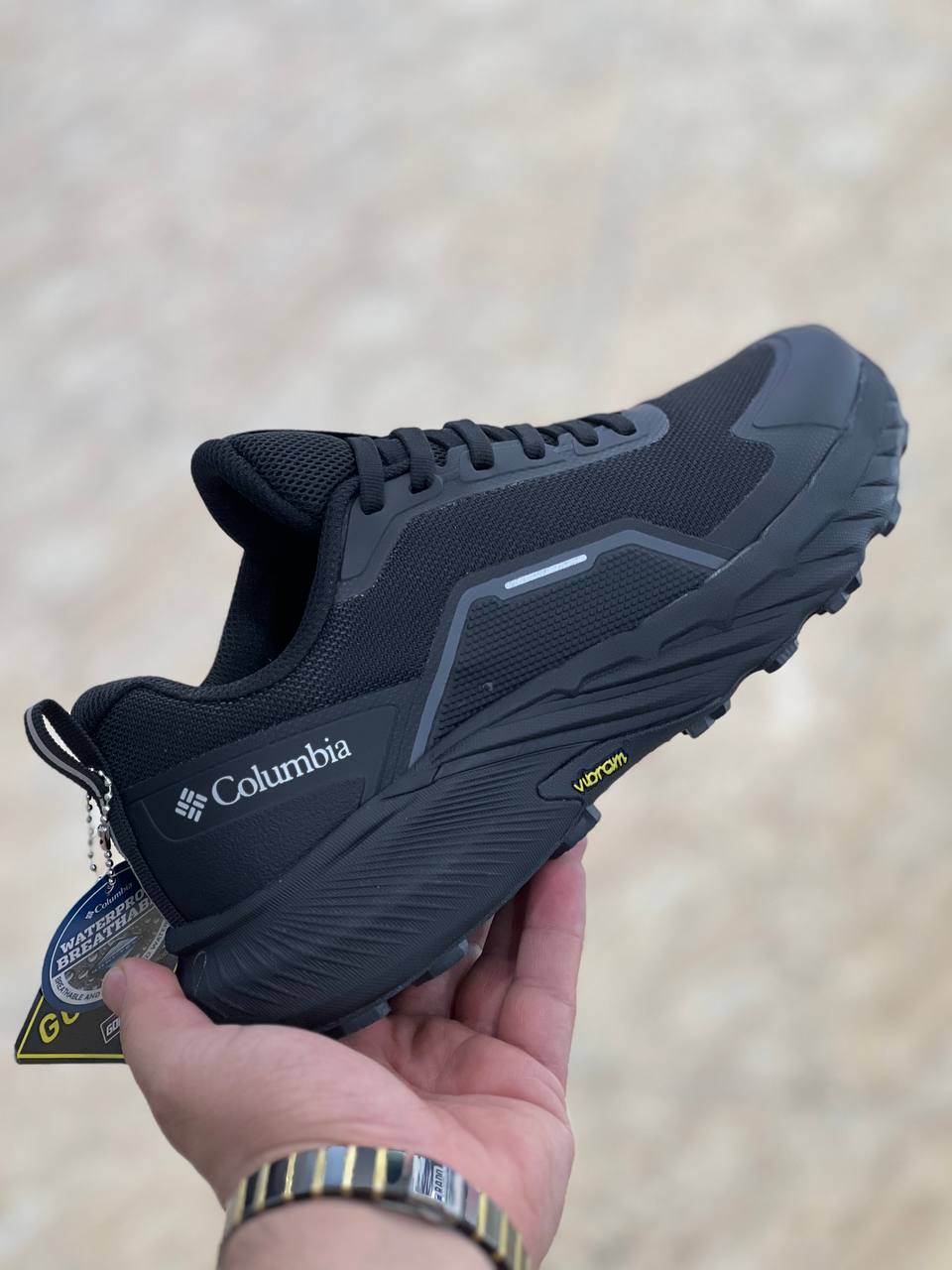 کتونی مسترکوالیتی طبیعت گردی کلمبیا ضدآب مردانه/سایز 40 الی 45/Columbia GORE-TEX/ضمانت کالا/فروش تک و عمده