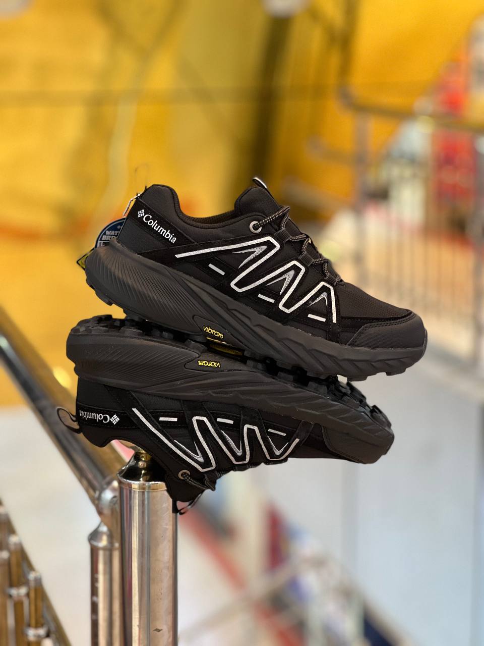 کتونی مسترکوالیتی طبیعت گردی کلمبیا ضدآب مردانه/سایز 40 الی 45/Columbia GORE-TEX/ضمانت کالا/فروش تک و عمده