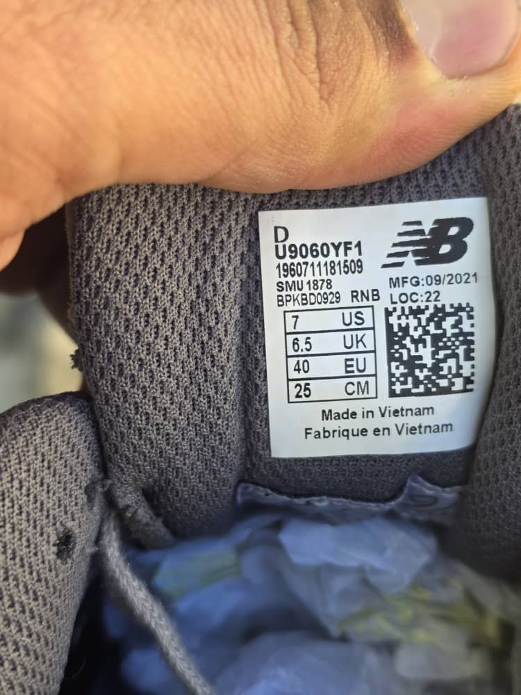 کتونی نیوبالانس ۹۰۶۰ساخت ویتنام Newbalance 9060