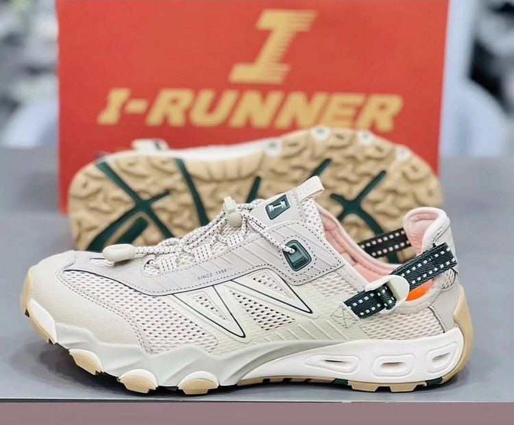 صندل آبنوردی آی رانر/ERUNNER Outdoor Sandals/سایز ۴۰ ۴۱ ۴۲ ۴۳ ۴۴ ۴۵سبک و مقاوم ضد لغزش/ساخت ویتنام/فروش تکی و عمده/ضمانت اصالت کالا/بالاترین کیفیت