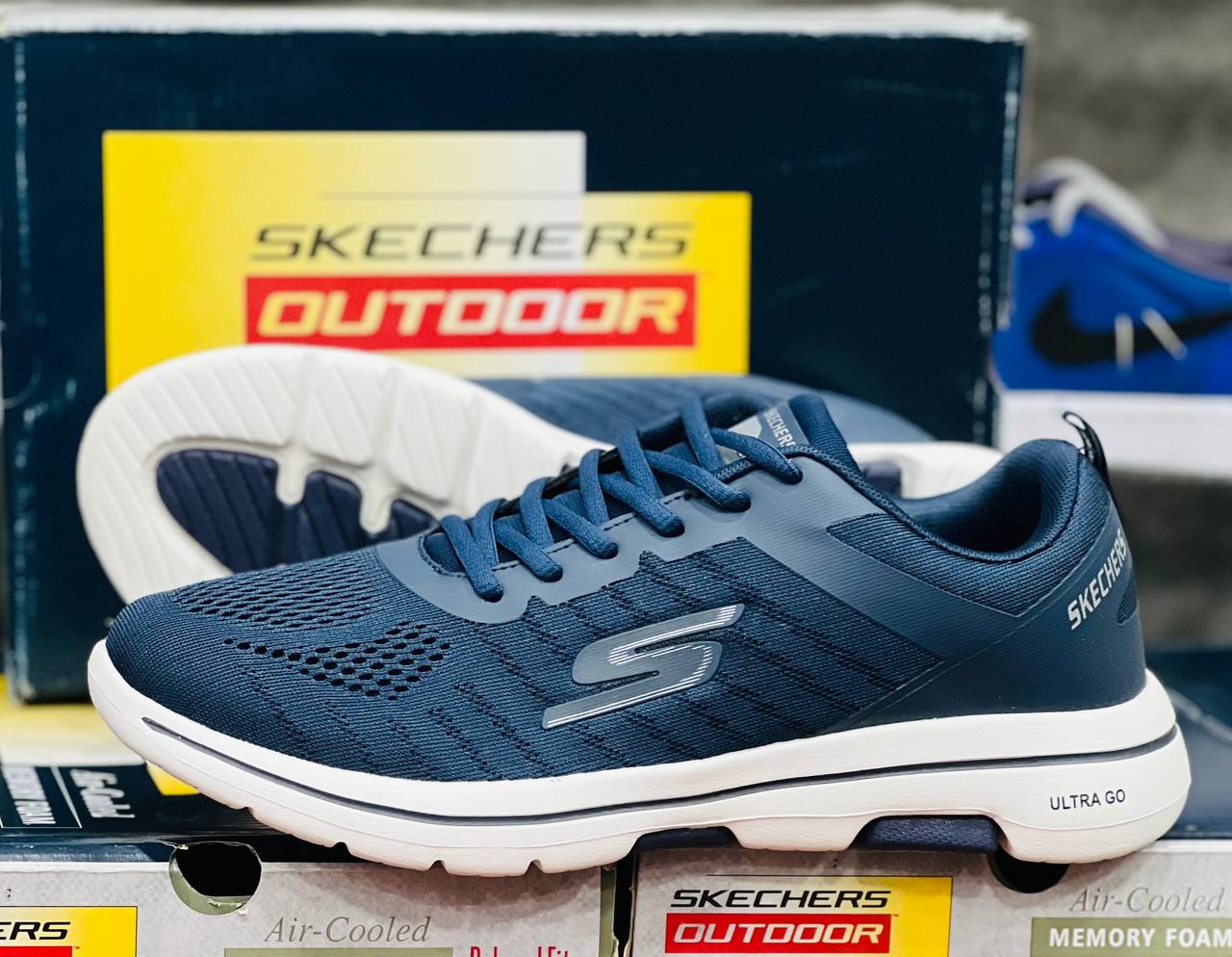 کتونی ویتنامی سایز بزرگ اسکیچرز اولترا گو/Skechers Ultra Go/ساخت ویتنام/سایز ۴۴ ۴۵ ۴۶ ۴۷ ۴۸/فروش تکی و عمده/ضمانت اصالت کالا/کیفیت مسترکوالیتیA
