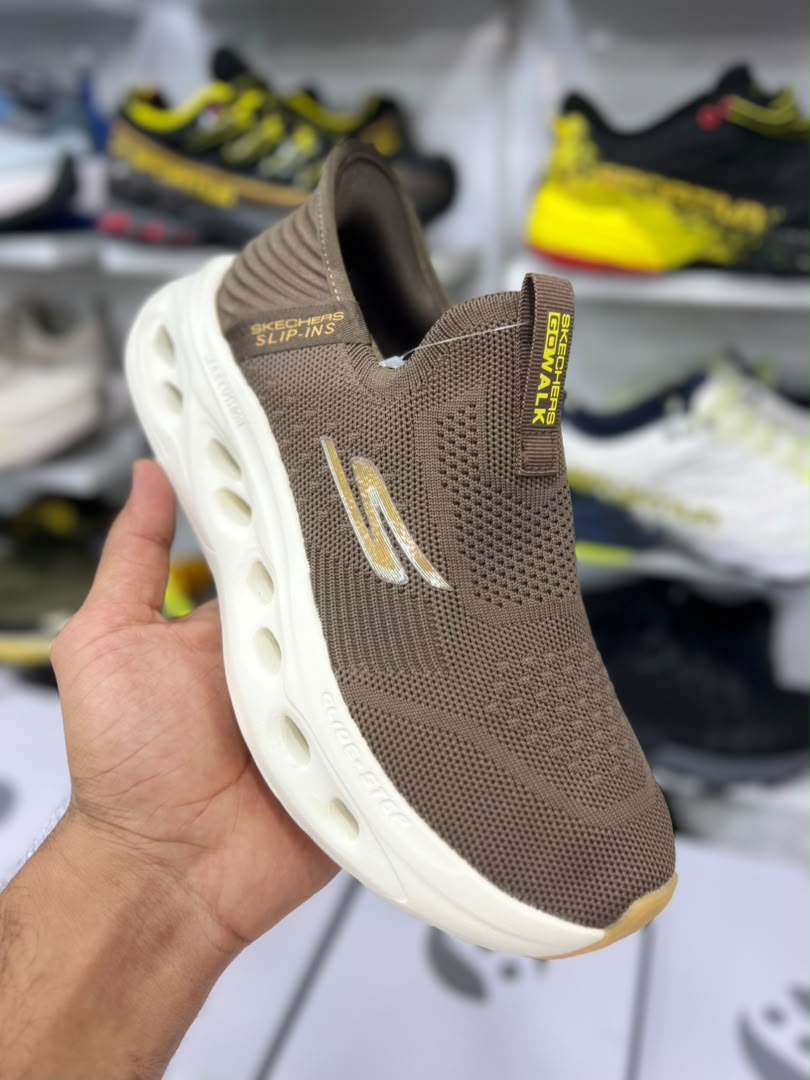 کفش ویتنامی اسکیچرز طبی و راحتی گو والکSkechers go walkپیاده رویی و روزمره/ساخت ویتنام وارداتی/سایز ۴۰ 41 42 43 44 45/ضمانت اصالت کالا/کیفیت مسترکوالیتیA