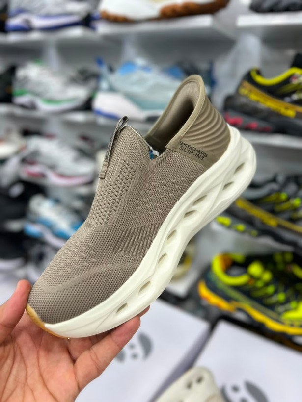 کتونی اسکیچرز طبی و راحتی گو والکSkechers go walk/ساخت ویتنام/مخصوص پیاده روی و روز مرگی/سایز ۴۰ 41 42 43 44 45/ضمانت اصالت کالا/کیفیت مسترکوالیتیA