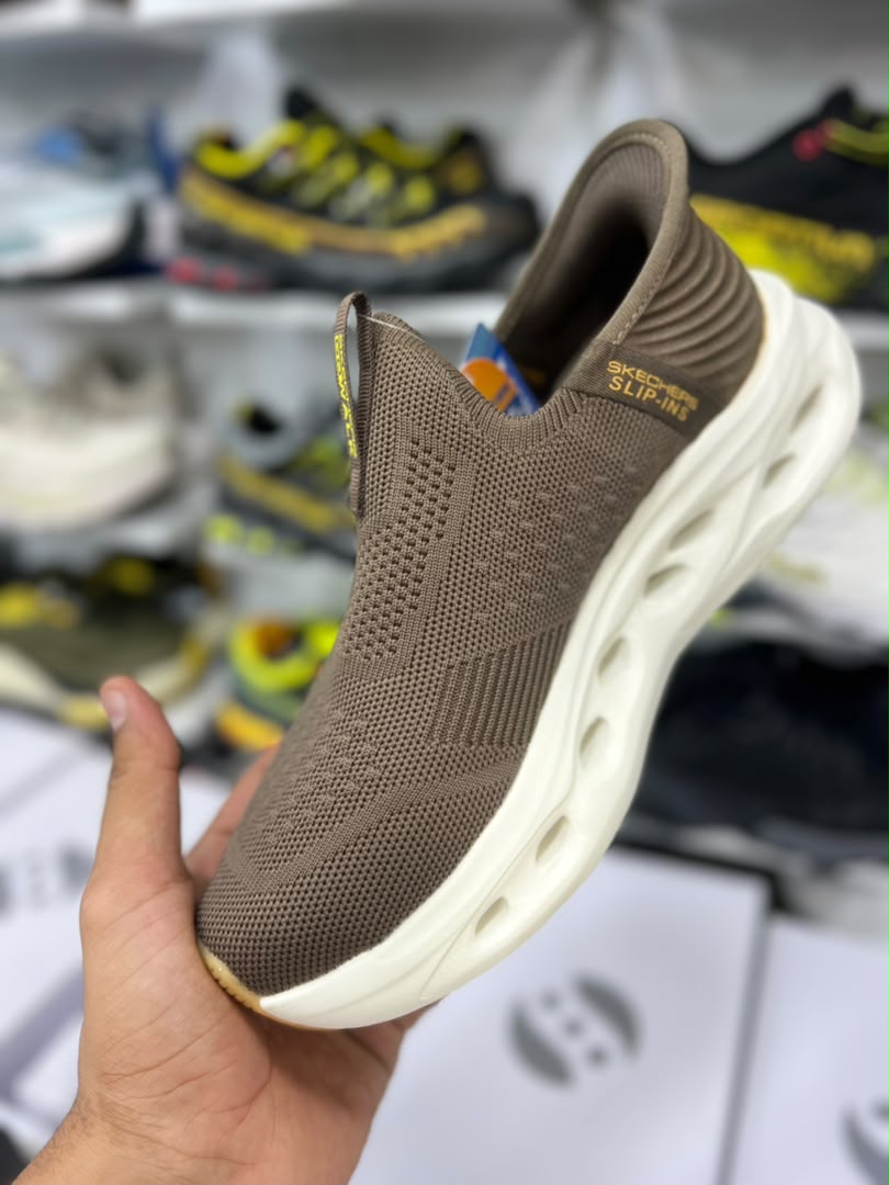 کتونی اسکیچرز طبی و راحتی گو والکSkechers go walk/ساخت ویتنام/مخصوص پیاده روی و روز مرگی/سایز ۴۰ 41 42 43 44 45/ضمانت اصالت کالا/کیفیت مسترکوالیتیA