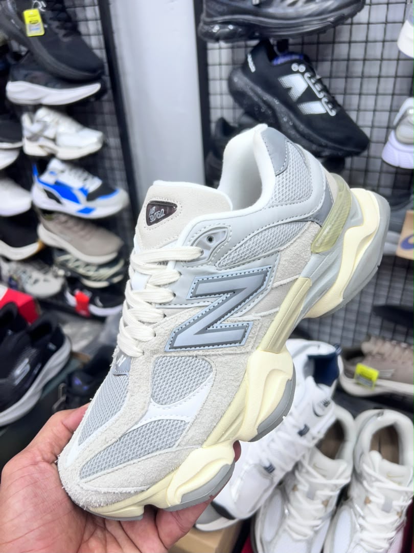 کتونی ویتنامی نیوبالانس ۹۰۶۰ پیاده رویی و روزمره/ Newbalance 9060/ ساخت ویتنام/ سایز ۴۰ ۴۱ ۴۲ ۴۳ ۴۴ ۴۵ فروش تک و عمده تضمین اصالت کالا کیفیت مسترکوالیتی A