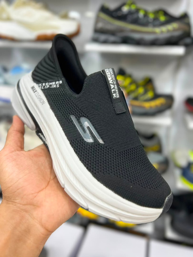کتونی اسکیچرز اسلیپ اینز مردانه بدون بند مسترکوالیتی A/سبک و طبی و راحت/Skechers Slip _Ins /سایز ۴۰ ۴۱ ۴۲ ۴۳ ۴۴ ۴۵/ساخت ویتنام /فروش تکی و عمده/ضمانت اصالت کالا