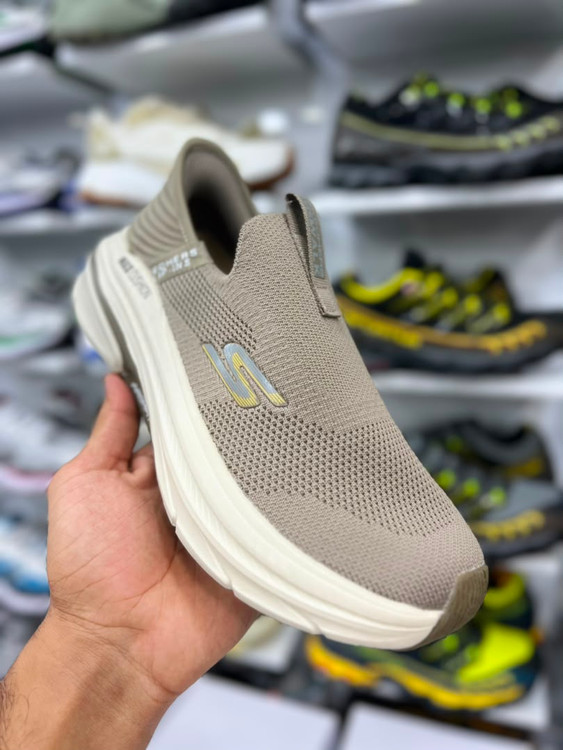 کتونی اسکیچرز اسلیپ اینز مردانه بدون بند مسترکوالیتی A/سبک و طبی و راحت/Skechers Slip _Ins /سایز ۴۰ ۴۱ ۴۲ ۴۳ ۴۴ ۴۵/ساخت ویتنام /فروش تکی و عمده/ضمانت اصالت کالا