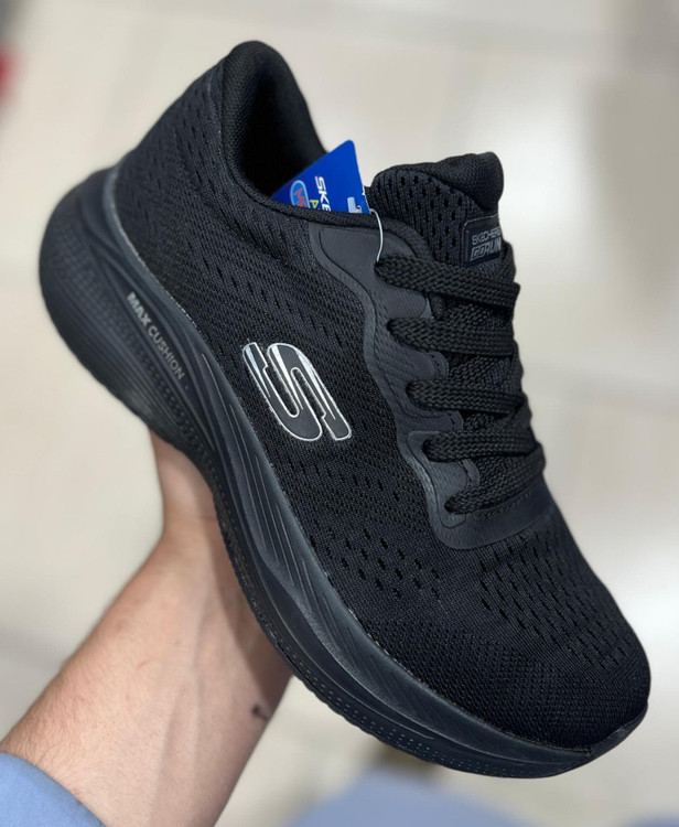 کتونی ویتنامی اسکیچرزمکس کوشن skechers max cushioning کیفیت مسترکوالیتیA /ساخت ویتنام/سایز بندی 37_۳۸_۳۹_۴۰/ضمانت اصالت کالا/فروش تکی و عمده