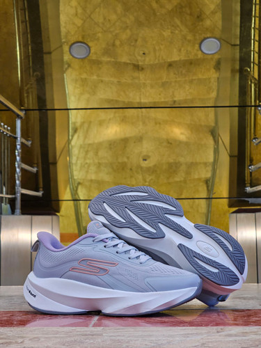 کتونی اسکیچرزهایپربرست رانینگ و پیاده رویی/Skechers Hyper Burst /ساخت ویتنام/سایز ۳۷ ۳۸ ۳۹ ۴۰/فروش تکی و عمده/ضمانت کیفیت کالا