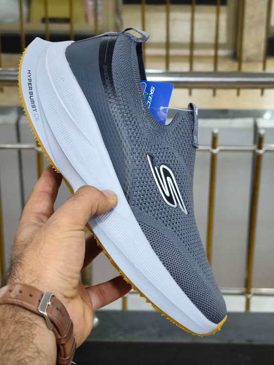 کتونی ویتنامی اسکیچرز طبی و سبک پیاده رویی و روزمره بدون بند اسلیپ اینس/Skechers Hyper Burst /سایز۴۰ ۴۱ ۴۲ ۴۳ ۴۴ ۴۵/ساخت ویتنام /فروش تکی و عمده/ضمانت اصالت کالا