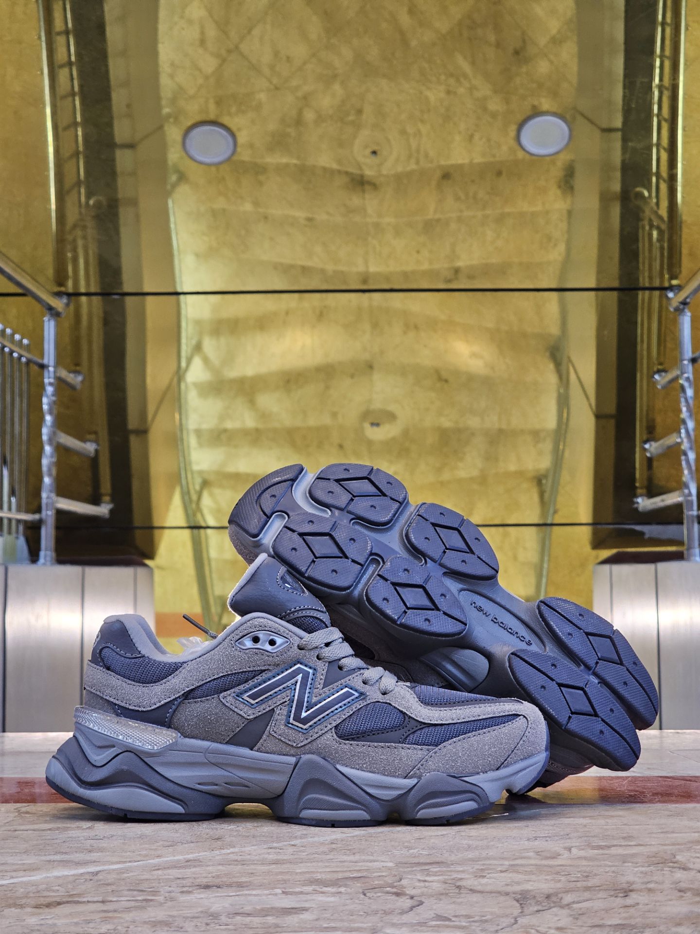 کتونی ویتنامی نیوبالانس ۹۰۶۰ پیاده رویی و رانینگ/ Newbalance 9060/ ساخت ویتنام/ سایز ۴۰ ۴۱ ۴۲ ۴۳ ۴۴ ۴۵ فروش تک و عمده تضمین اصالت کالا کیفیت مسترکوالیتی A