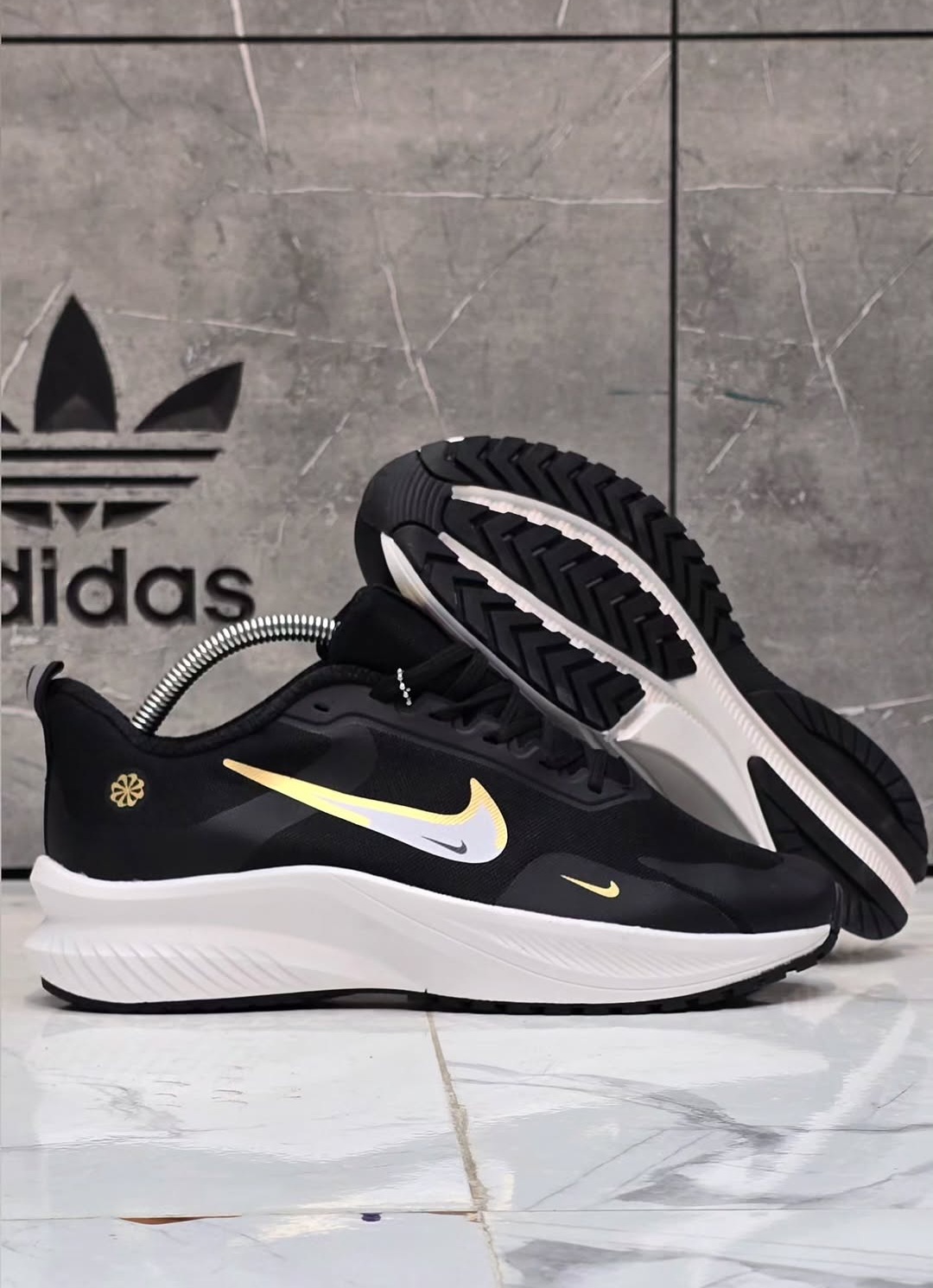 کتونی ویتنامی نایک ایر سایز 40 ۴۱ ۴۲ ۴۳ ۴۴ ۴۵/Nike Air ساخت ویتنام وارداتی جعبه بارکد دار/ فروش ویژه ضمانت اصالت کالا کیفیت مسترکوالیتی A