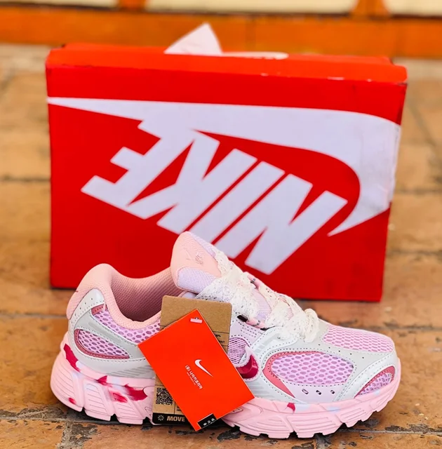کتونی رانینگ و پیاده رویی نایک,Nike v5k run کیفیت مسترکوالیتی A درجه ۱ /سایز بندی 37 38 39 40/ساخت ویتنام/راحت و سبک /تضمین کیفیت کالا /فروش تکی و عمده