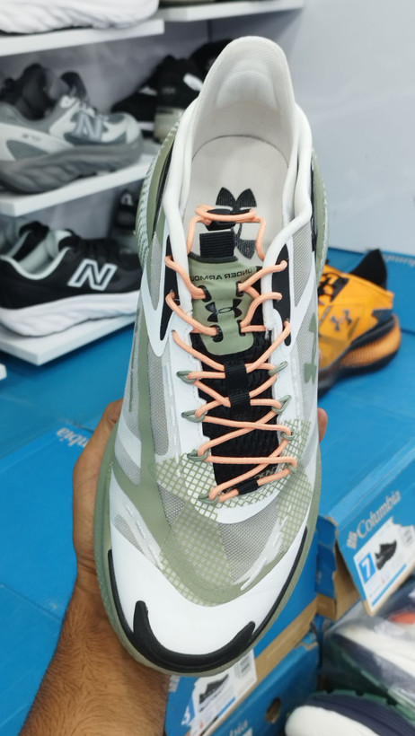 کتونی مسترکوالیتی درجه ۱ آندر آرمور Under Armour UA Echo ساخت ویتنام وارداتی سایز ۴۰الی ۴۵ همراه با جعبه بارکد دار ضمانت کیفیت کالا