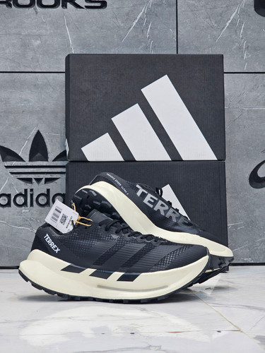 کتونی ویتنامی آدیداس ترکس مسترکوالیتی درجه ۱/ Adidas Terrex Agravic Speed Ultra 2وارداتی ساخت ویتنام سایز ۴۰ الی ۴۵فروش تکی و عمده ضمانت اصالت کالا