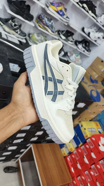 کتونی اسیکس کورت MZ 2.0 مسترکوالیتی درجه ۱ /سایز 40 الی 45/ASICS Court Mz 2.0/ فروش تکی و عمده/ضمانت کیفیت کالا