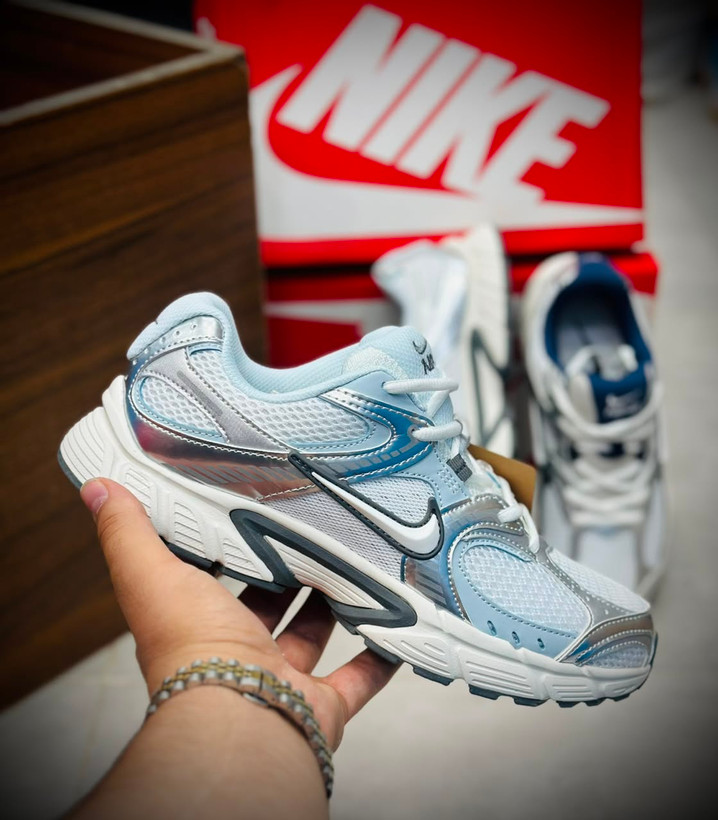 کتونی ویتنامی نایک V5 RNR مسترکوالیتی درجه ۱/ سایز ۳۷ الی ۴۵/ Nike V5k RNR/ضمانت کیفیت کالا/فروش تکی و عمده