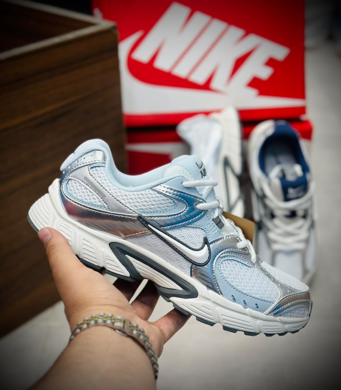 کتونی ویتنامی نایک V5 RNR مسترکوالیتی درجه ۱/ سایز ۳۷ الی ۴۵/ Nike V5k RNR/ضمانت کیفیت کالا/فروش تکی و عمده
